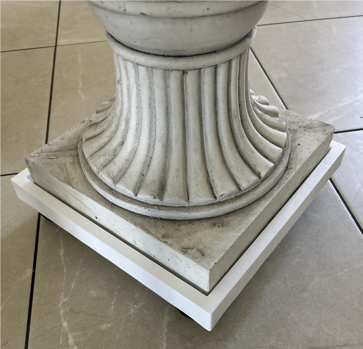 9.8"/ 11.4"/ 13"/ 14.2"/15.3"/16.5"/18.1"/19.7", Square Planter Caddies, White